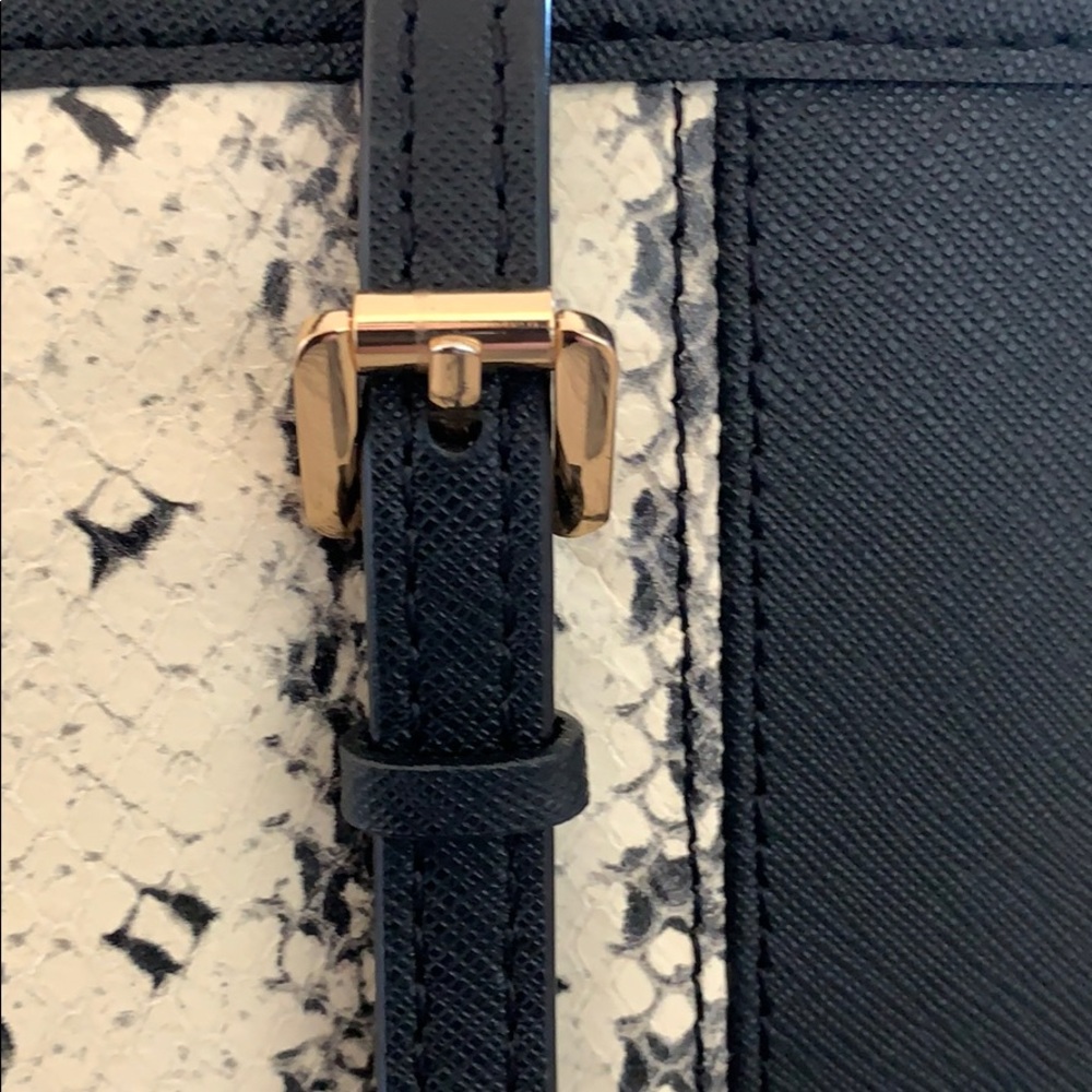 MK. Purse and wallet together - Picture 6 of 10